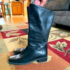 Naturalizer square toed leather boots